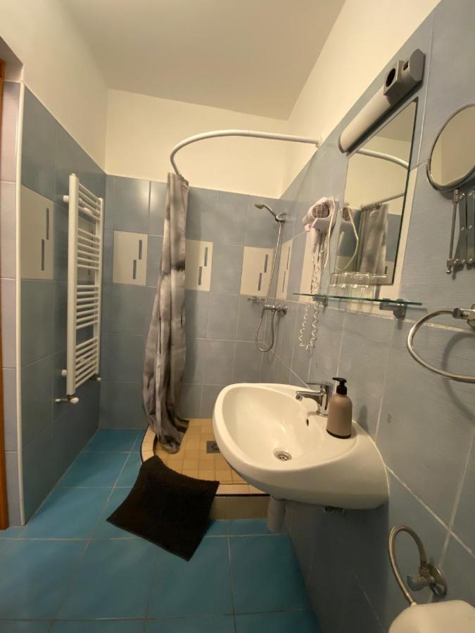 Verona Panzió Dobrokoz Exterior foto